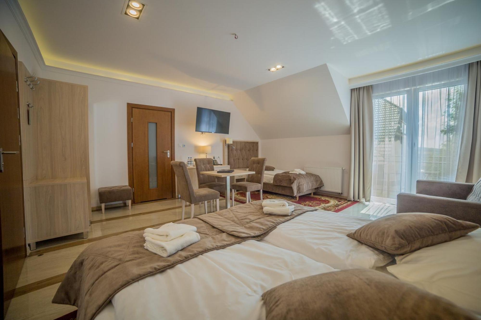 Wichrowe Wzgorze Chmielno Otel Dış mekan fotoğraf